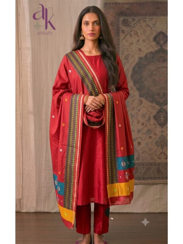 Red Kasuti Khunn Dupatta