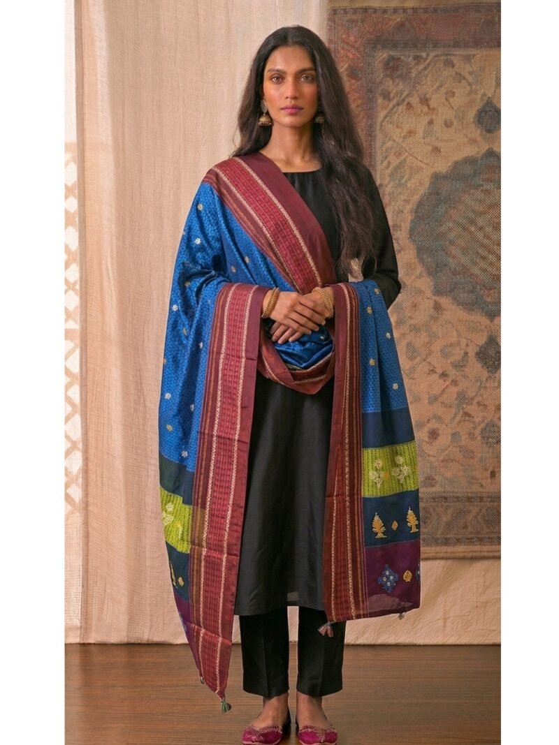 Blue Kasuti Khunn Dupatta
